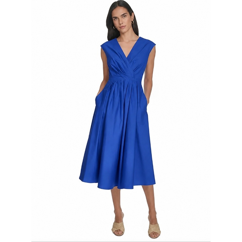 Jessica Howard Fit and Flare Dress Women Blue Pleated V-Neck Size 8 NWT
